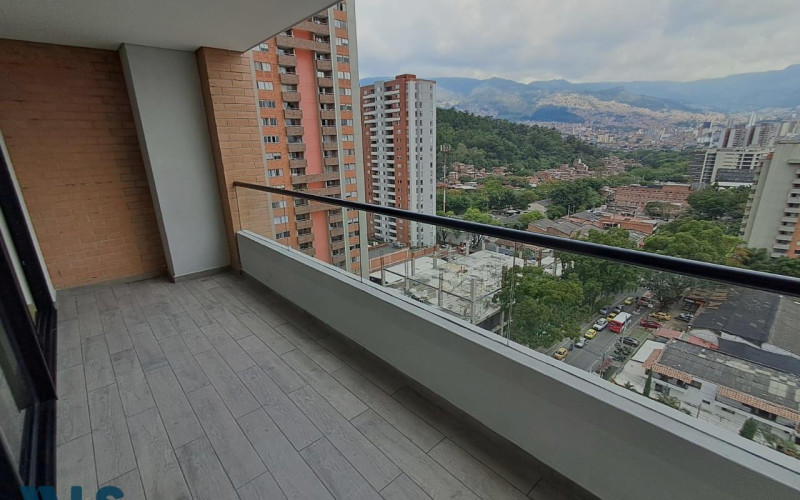 Apartamento en Medellín en Los Colores