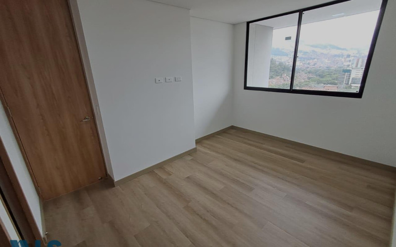 Apartamento en Medellín en Los Colores