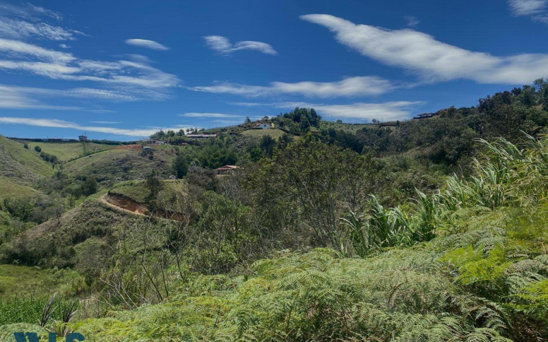 Lote Residencial en El Retiro en V. El Portento