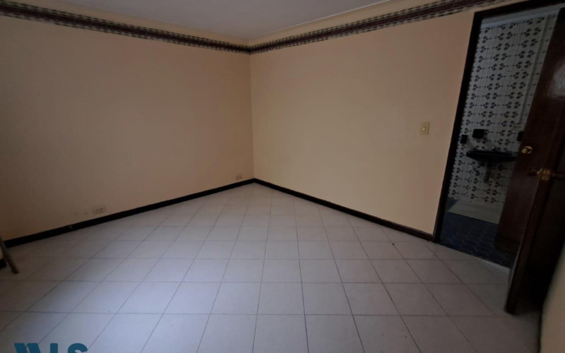 Apartamento en Medellín en Los Colores