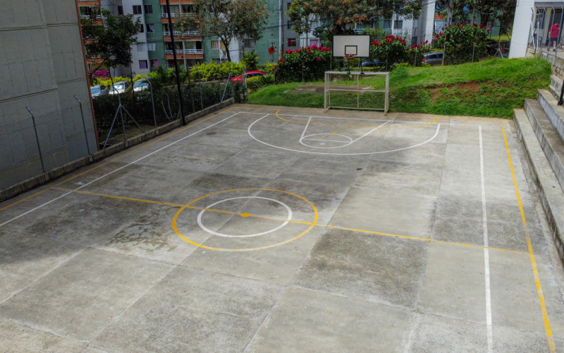 Apartment for Sale in Bello: Avallana Gated Community | Villas del Sol