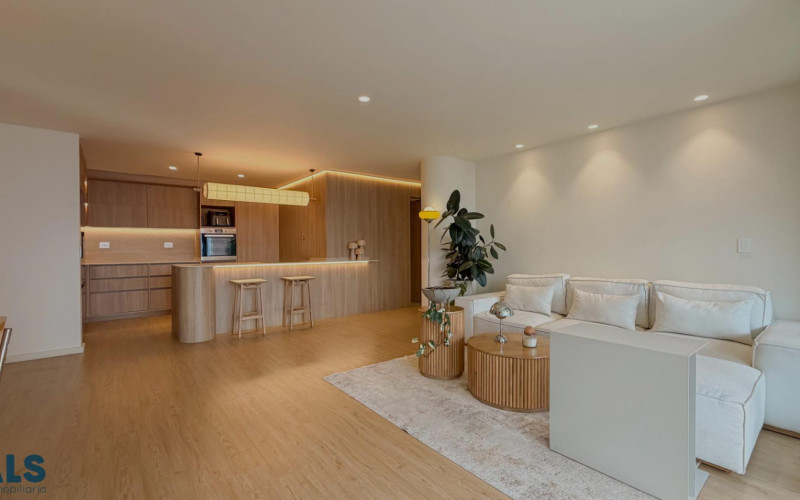 Apartamento en Medellín en El Tesoro