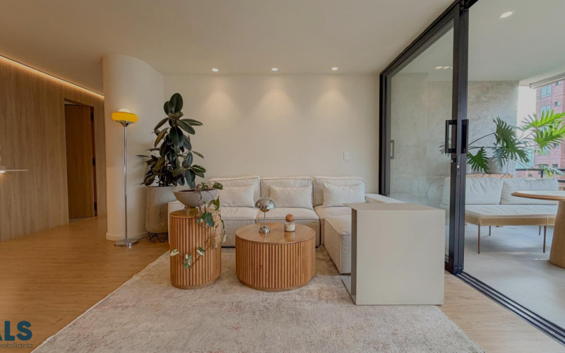 Apartamento en Medellín en El Tesoro