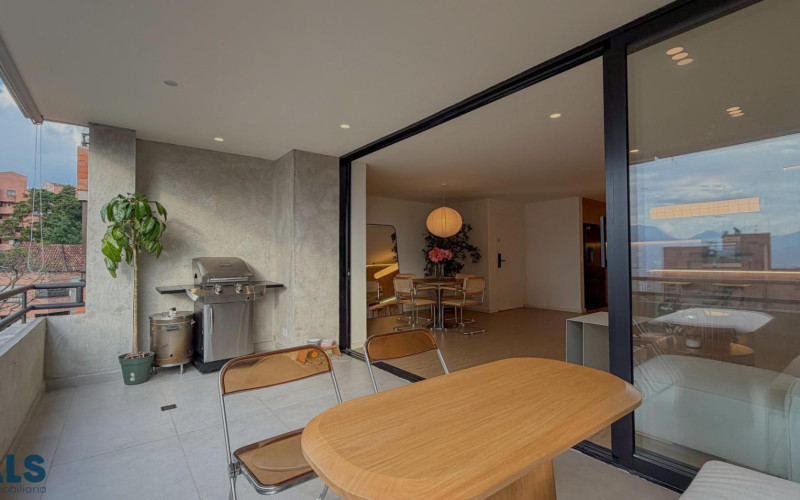 Apartamento en Medellín en El Tesoro