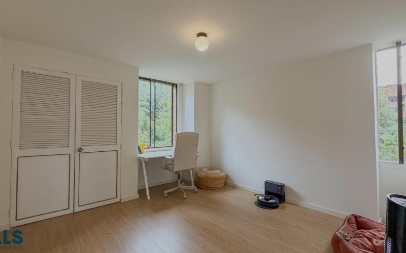Apartamento en Medellín en El Tesoro