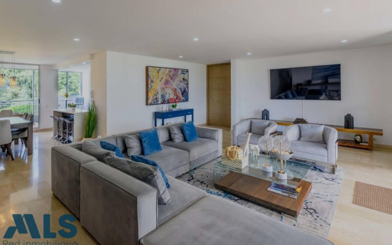 Apartamento en Medellín en El Tesoro