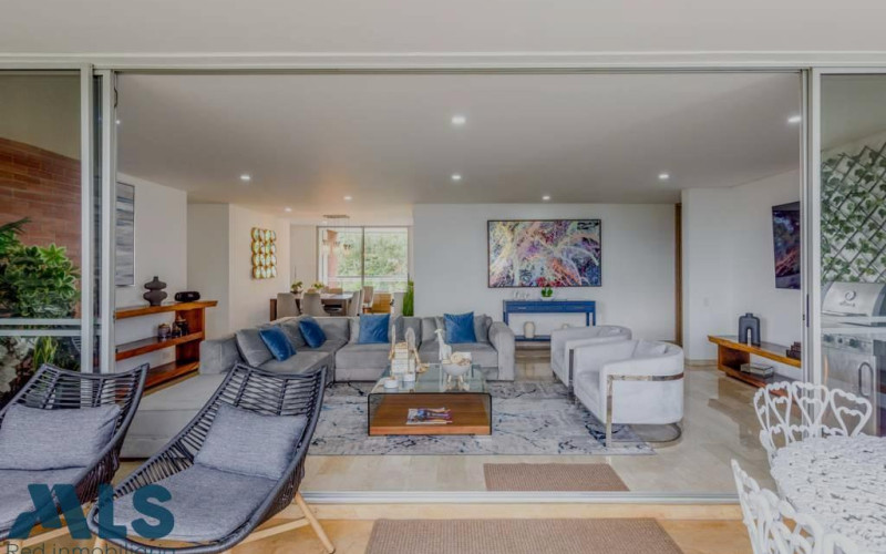 Apartamento en Medellín en El Tesoro