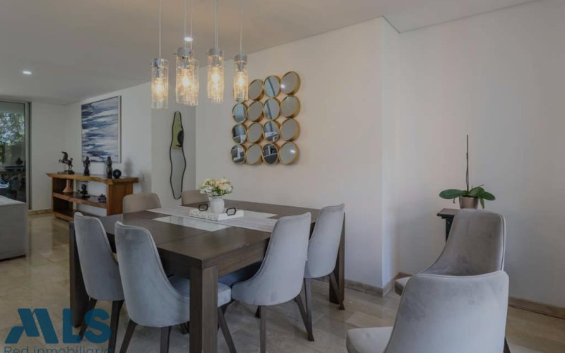 Apartamento en Medellín en El Tesoro