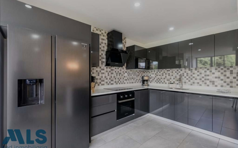 Apartamento en Medellín en El Tesoro