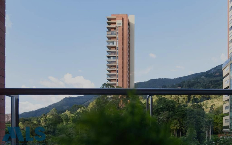 Apartamento en Medellín en El Tesoro