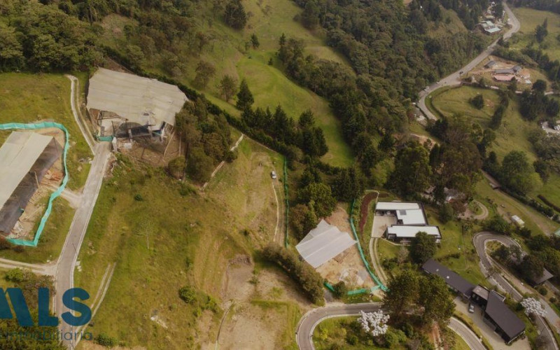 Lote Residencial en Envigado en Loma del Escobero