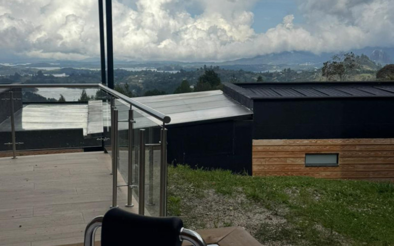 Casa en lo alto del Peñol - Montecielo 156m2