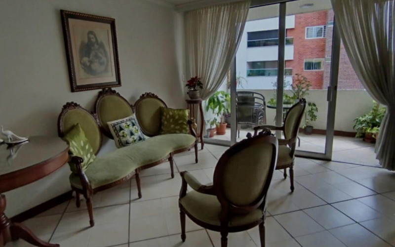 Apartamento en Medellín en Laureles