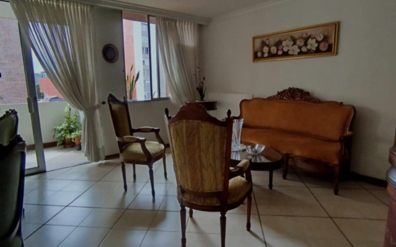Apartamento en Medellín en Laureles