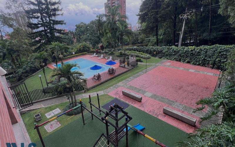 Apartamento en Medellín en El Tesoro