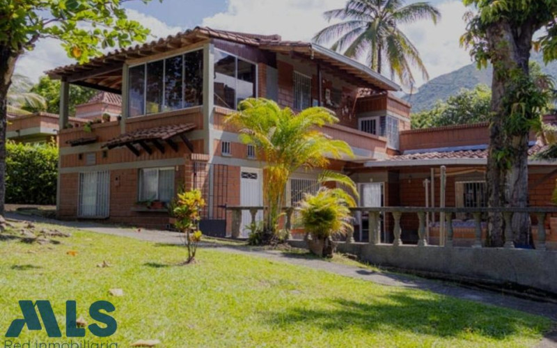 Finca Recreativa en San Jerónimo en Rural