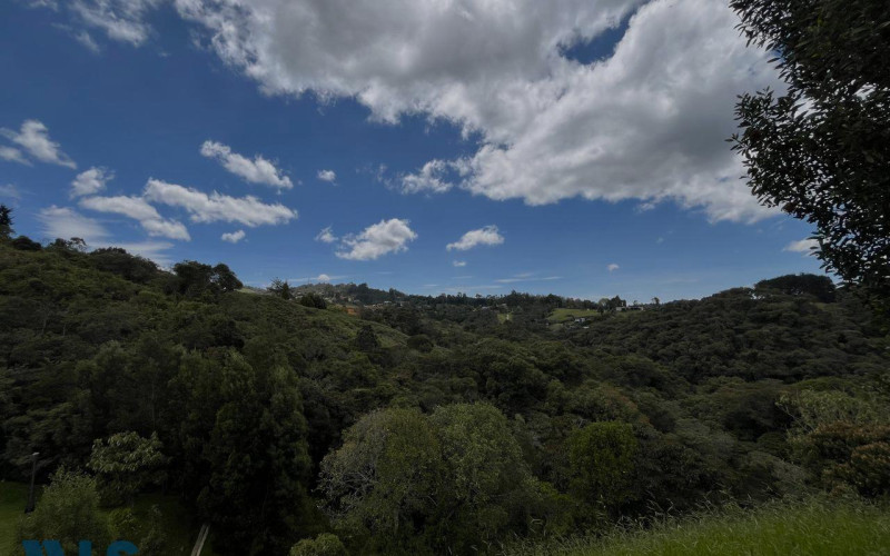 Lote Residencial en Envigado en Alto de las Palmas