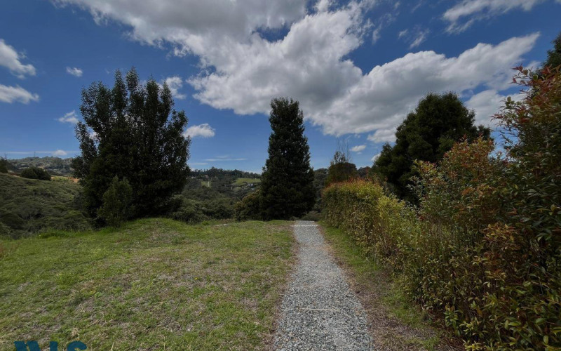 Lote Residencial en Envigado en Alto de las Palmas