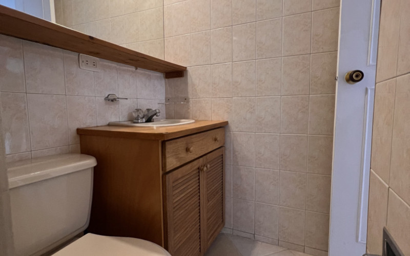 High-Potential Apartment Near Provenza – 68.83 m² for Renovation