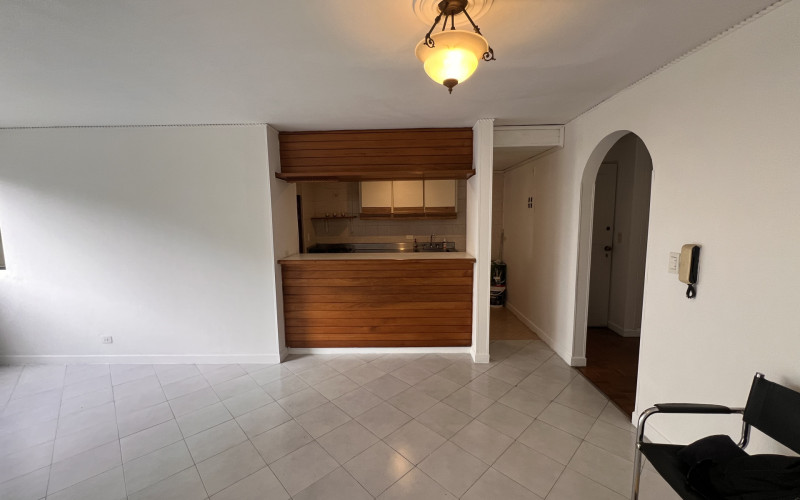 High-Potential Apartment Near Provenza – 68.83 m² for Renovation