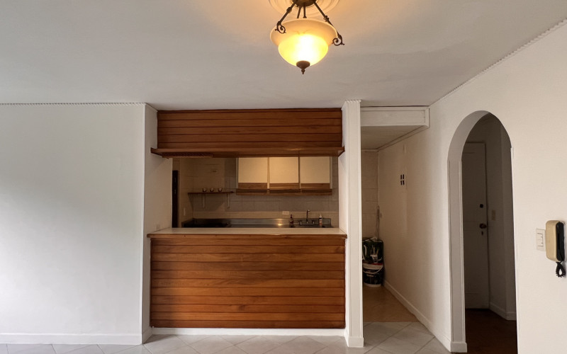 High-Potential Apartment Near Provenza – 68.83 m² for Renovation