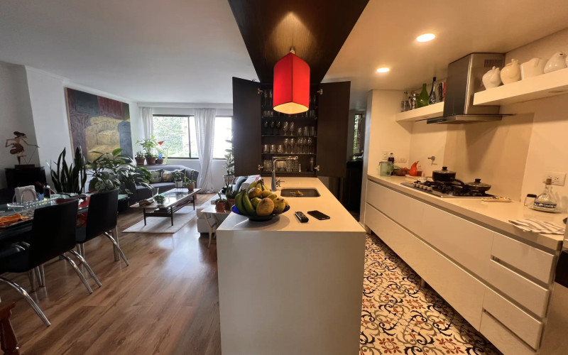 Prime Provenza Location | 69 m² High Rental Potential