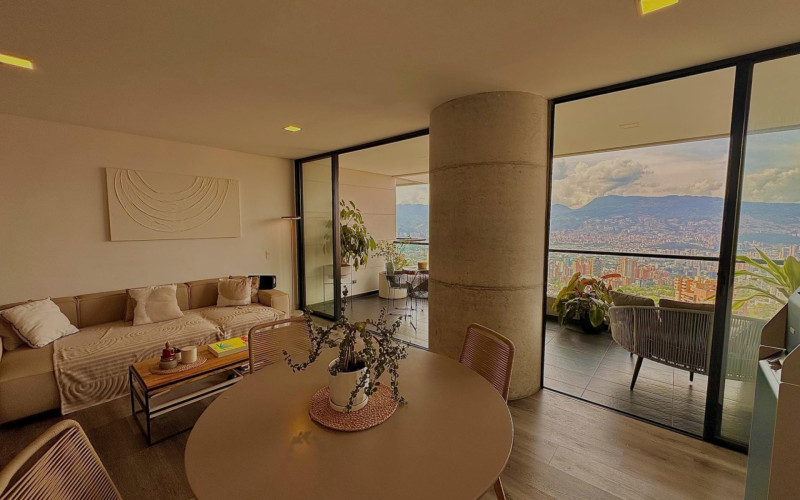 Apartamento en Medellín en El Tesoro