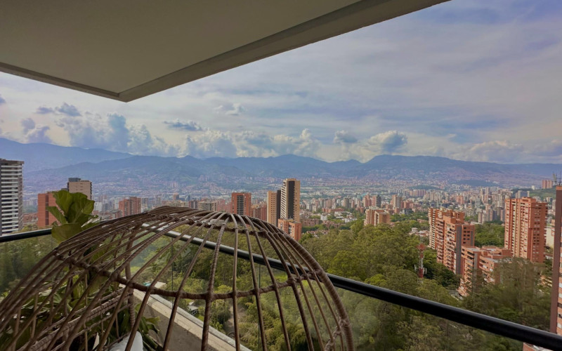 Apartamento en Medellín en El Tesoro