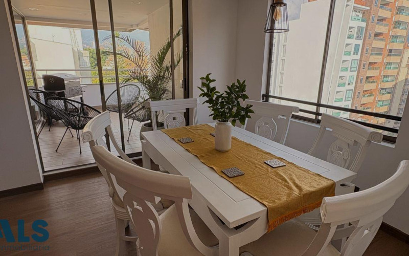 Apartamento en Medellín en Santa Teresita