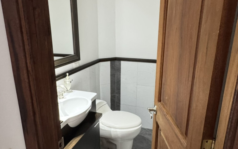 Independent House for Sale in Eastern Antioquia.