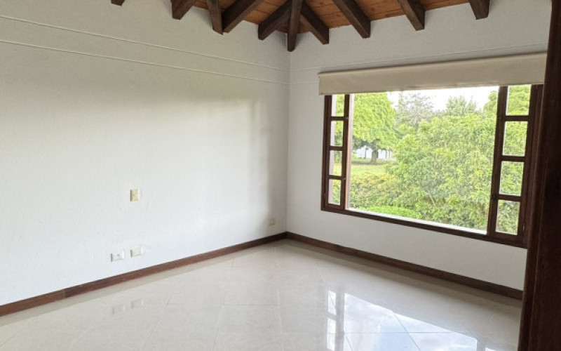Independent House for Sale in Eastern Antioquia.