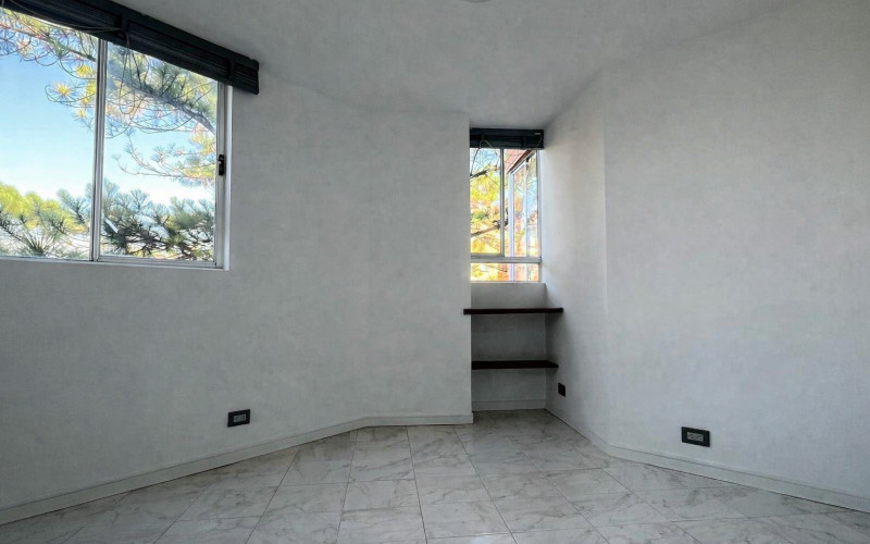 Investor Opportunity in El Poblado – Remodel Potential (AI Concept Images)