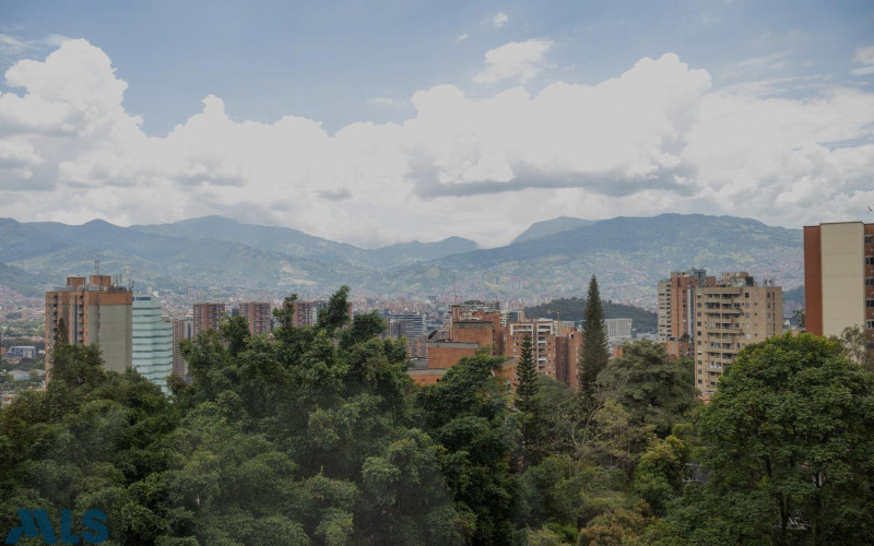 Apartamento en Medellín en Castropol