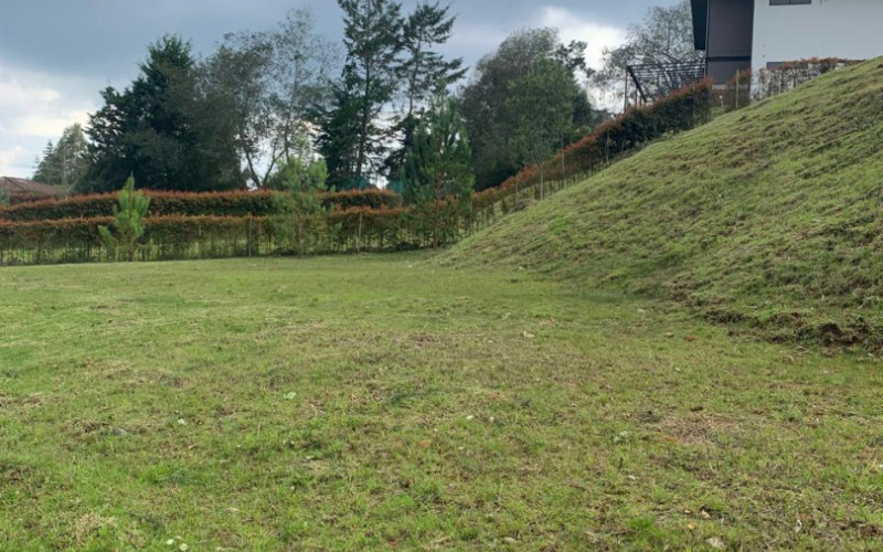 Residential Lot in Envigado in Alto de las Palmas huge discount 50% off