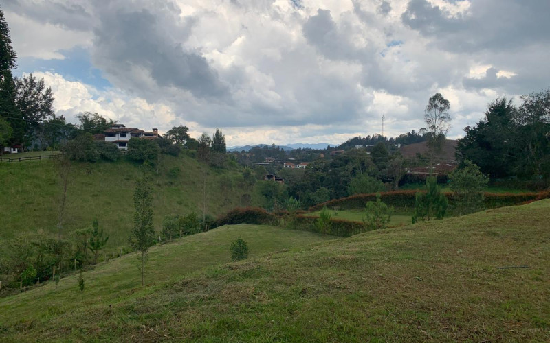 Residential Lot in Envigado in Alto de las Palmas huge discount 50% off