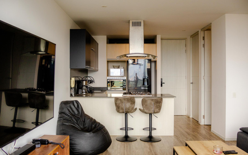 Furnished Apartment for Rent in El Poblado Medellín | Monthly Rental, Fast WiFi, Workspace & Amenities