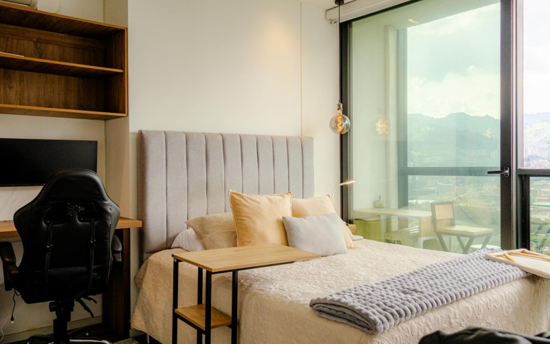 Furnished Apartment for Rent in El Poblado Medellín | Monthly Rental, Fast WiFi, Workspace & Amenities