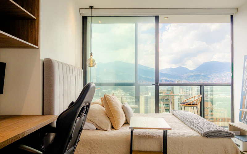 Furnished Apartment for Rent in El Poblado Medellín | Monthly Rental, Fast WiFi, Workspace & Amenities