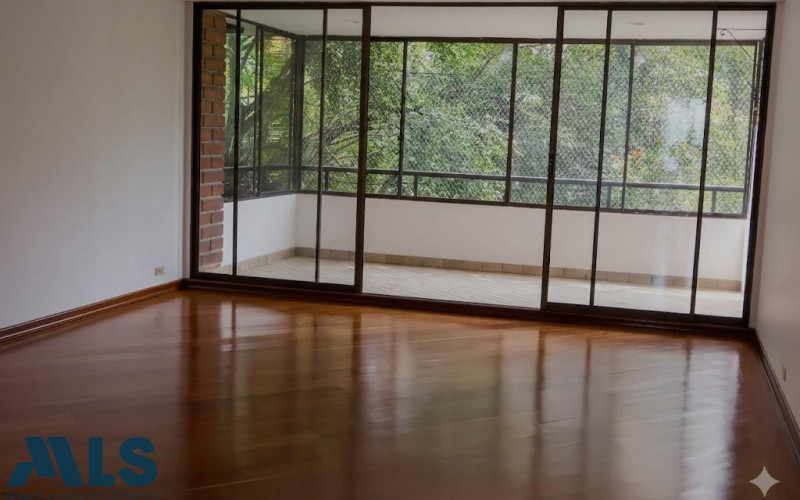 Apartamento en Medellín en La Tomatera