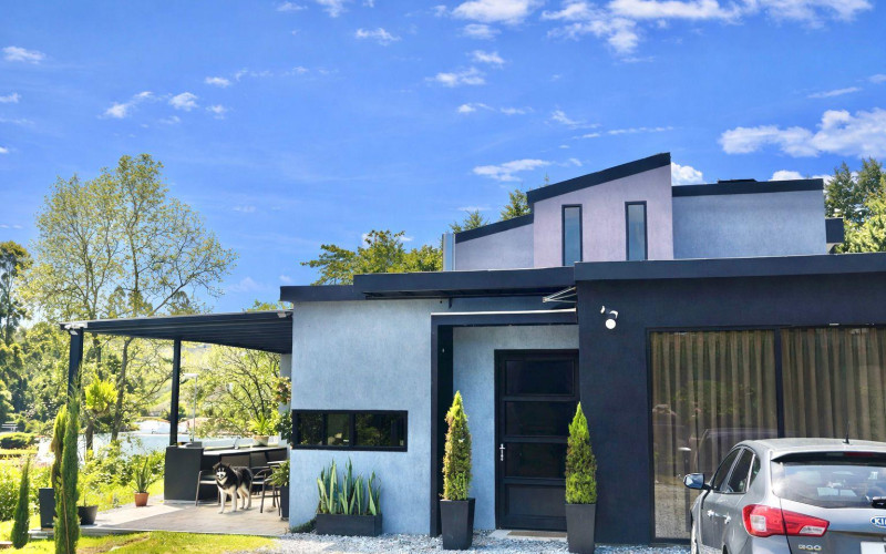 Country house in Guarne (La Clarita) 