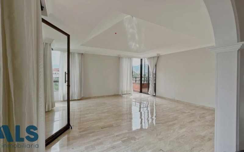 Apartamento en Medellín en Conquistadores