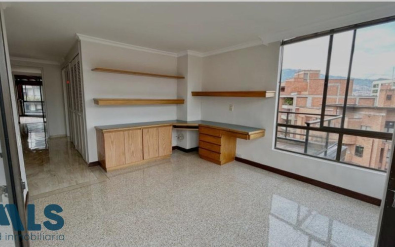 Apartamento en Medellín en Conquistadores