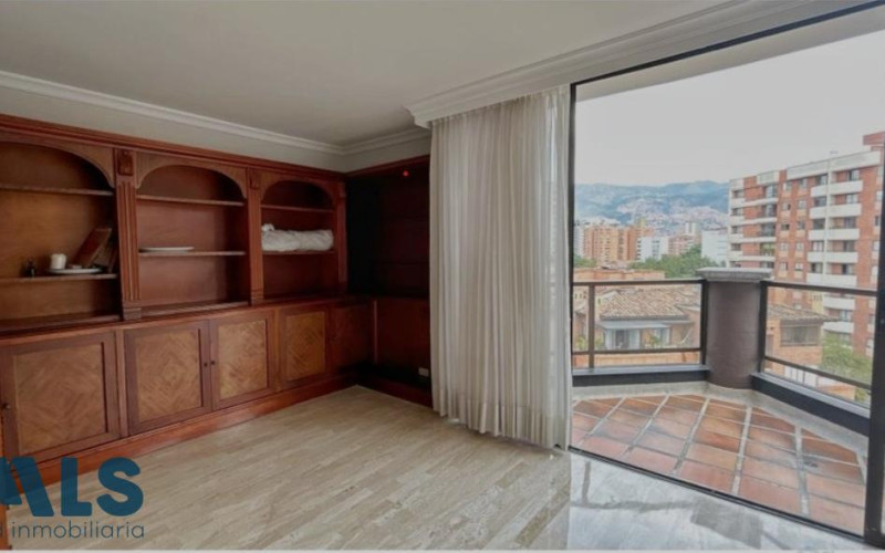 Apartamento en Medellín en Conquistadores