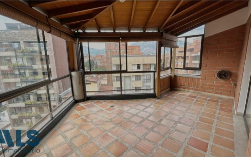 Apartamento en Medellín en Conquistadores