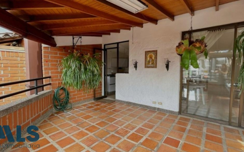 Apartamento en Medellín en Conquistadores
