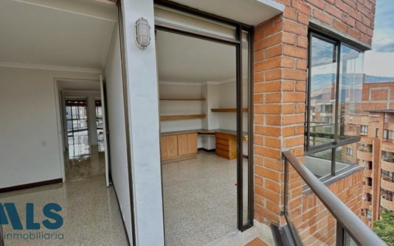 Apartamento en Medellín en Conquistadores