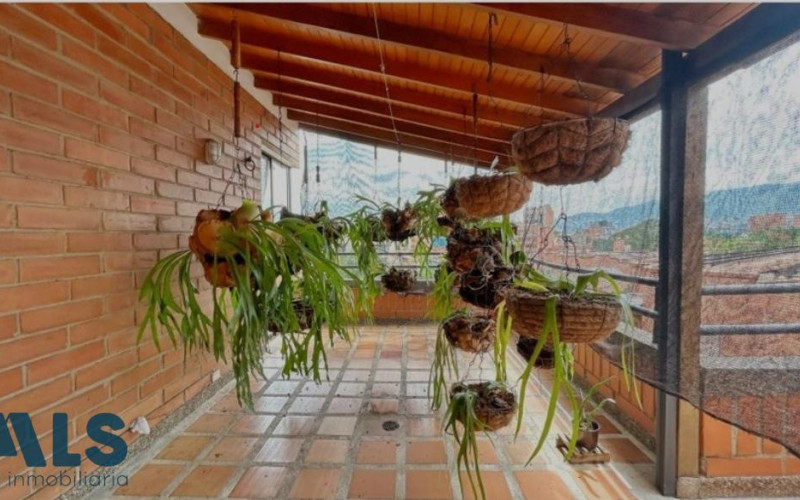 Apartamento en Medellín en Conquistadores