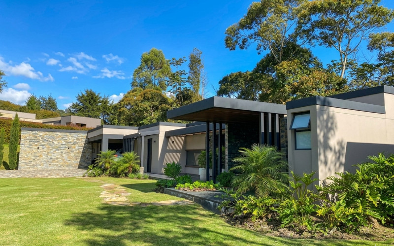 Country House for Sale – Near La Ceja, Antioquia