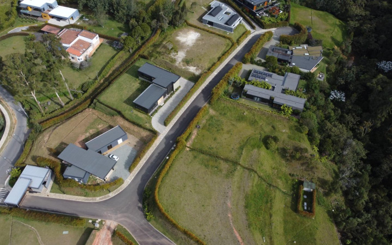 2517 m² Lot in Alto de Las Palmas, Medellín- N9