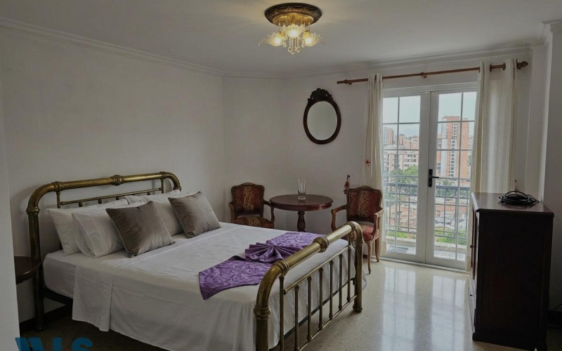 Apartamento en Medellín en Laureles